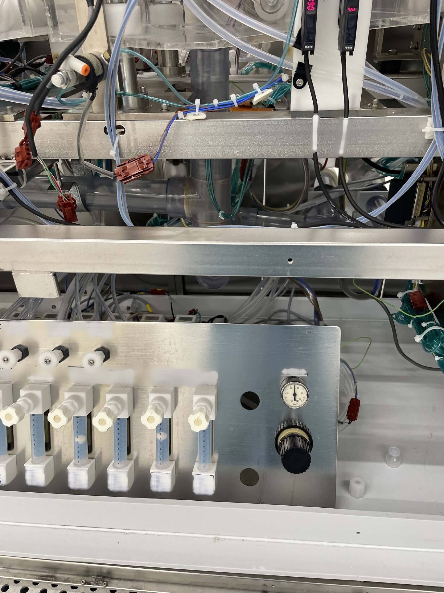 图为 已使用的 LAM RESEARCH DSS 200 待售