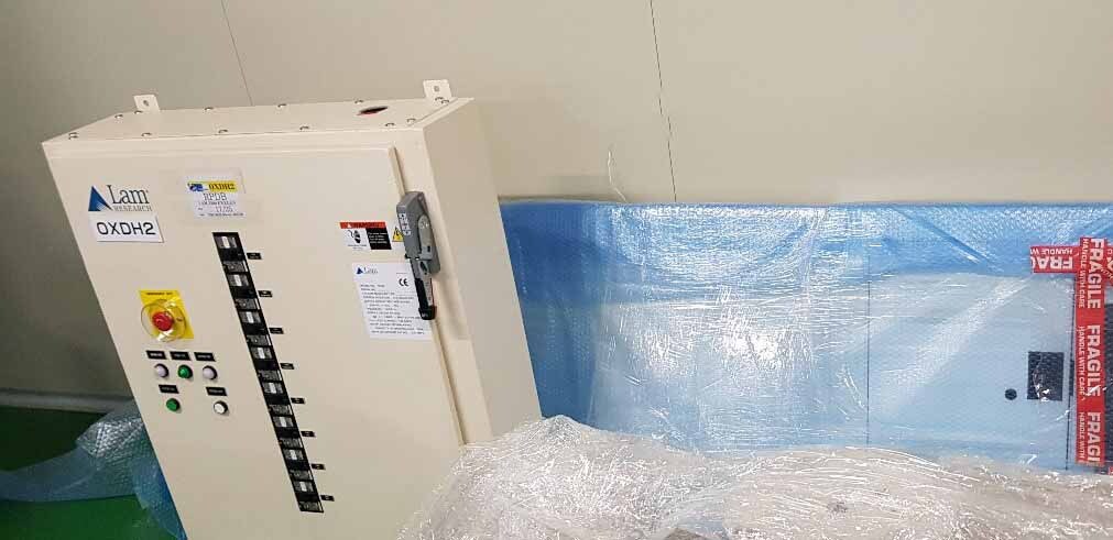 Photo Used LAM RESEARCH / ONTRAK 2300 Exelan Flex For Sale