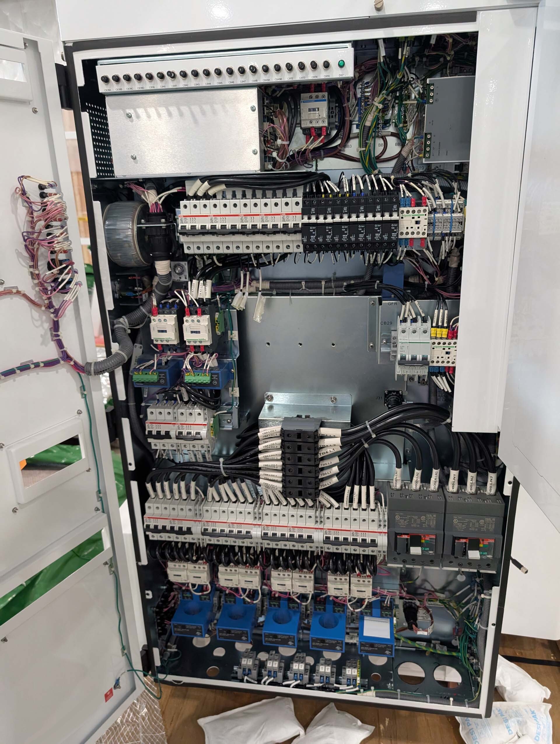 图为 已使用的 LAM RESEARCH 2300e4 待售