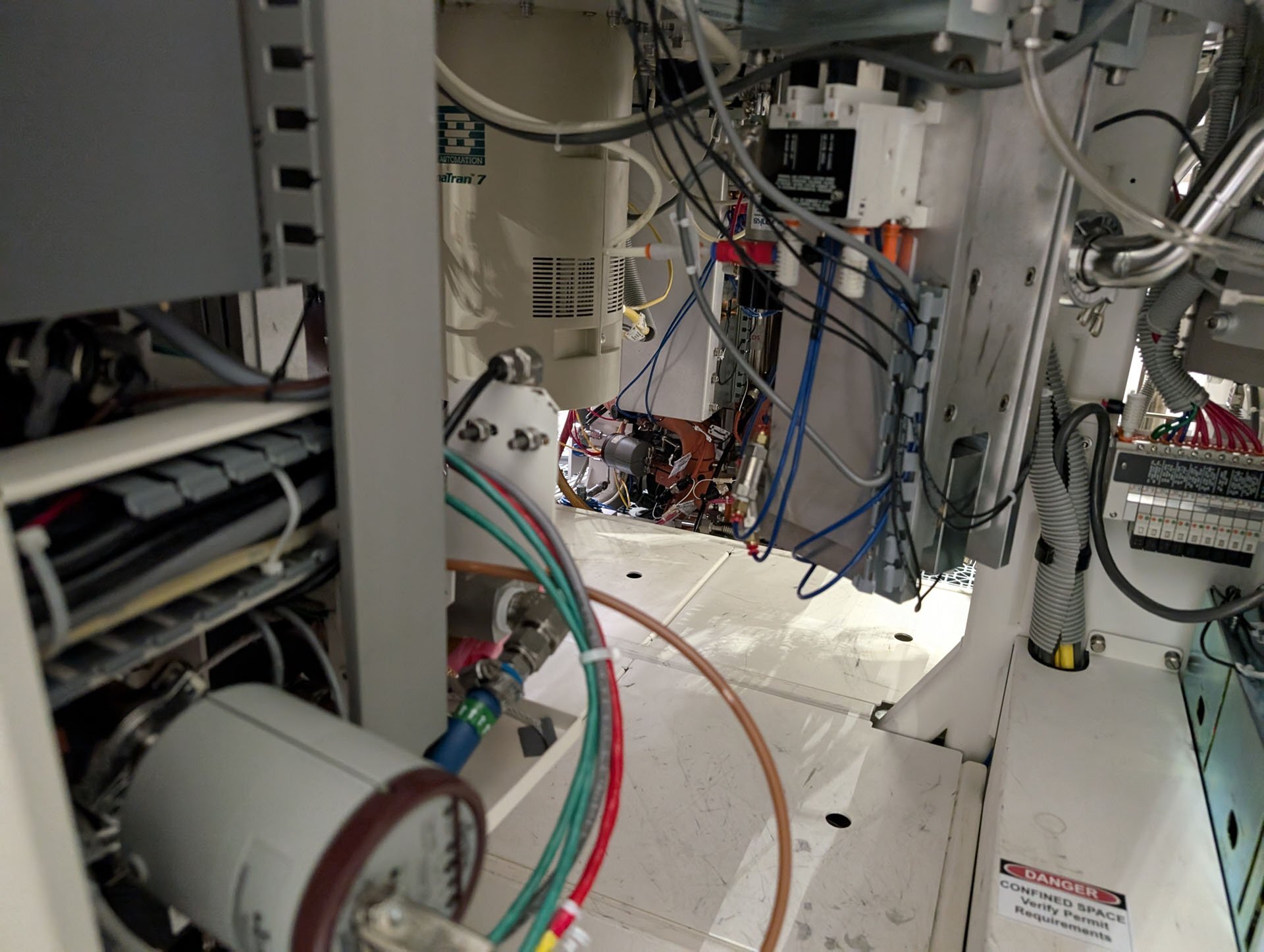 Foto Verwendet LAM RESEARCH 2300 Exelan Flex Zum Verkauf