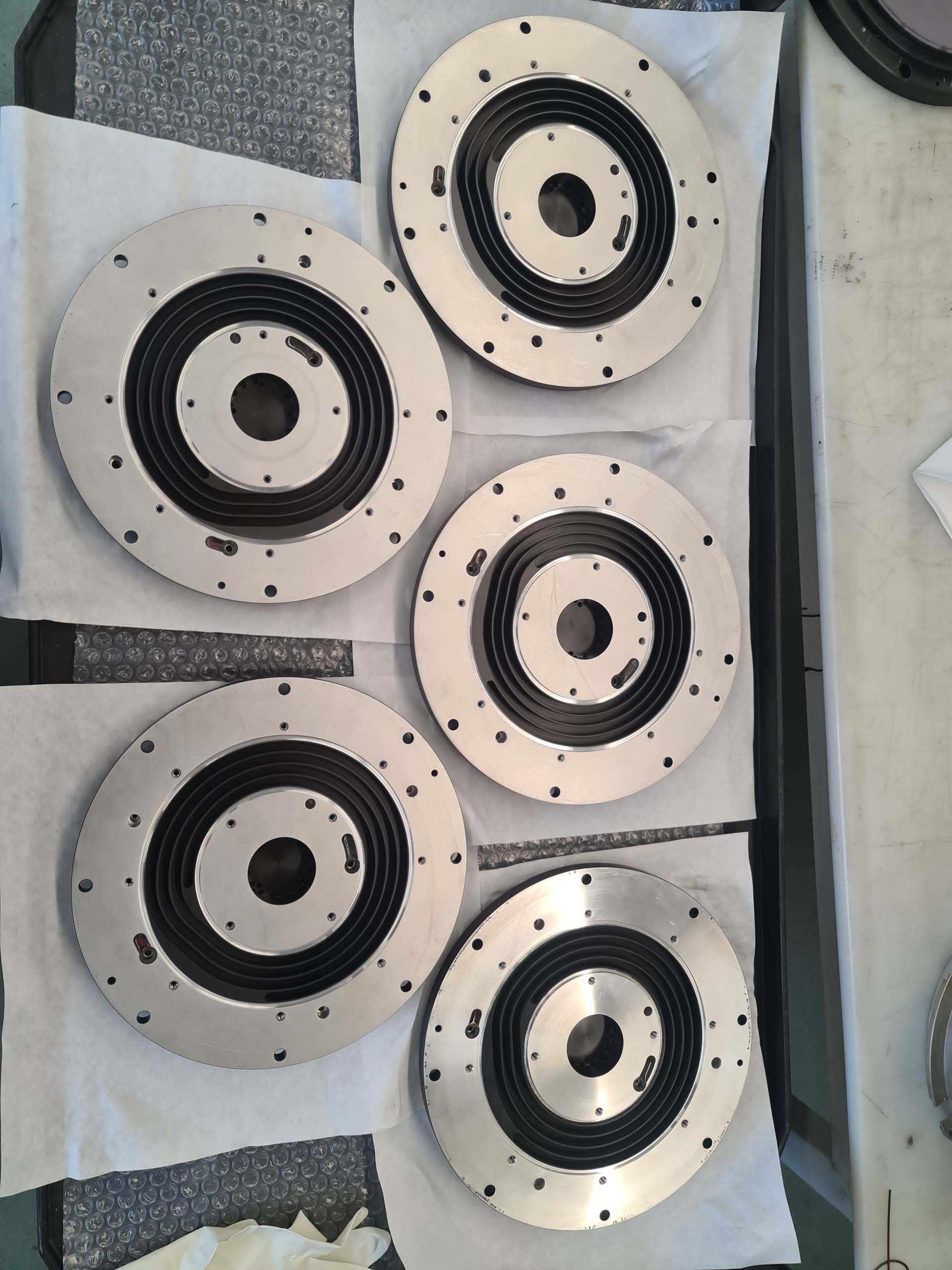 Photo Utilisé LAM RESEARCH 231-440462-508 À vendre