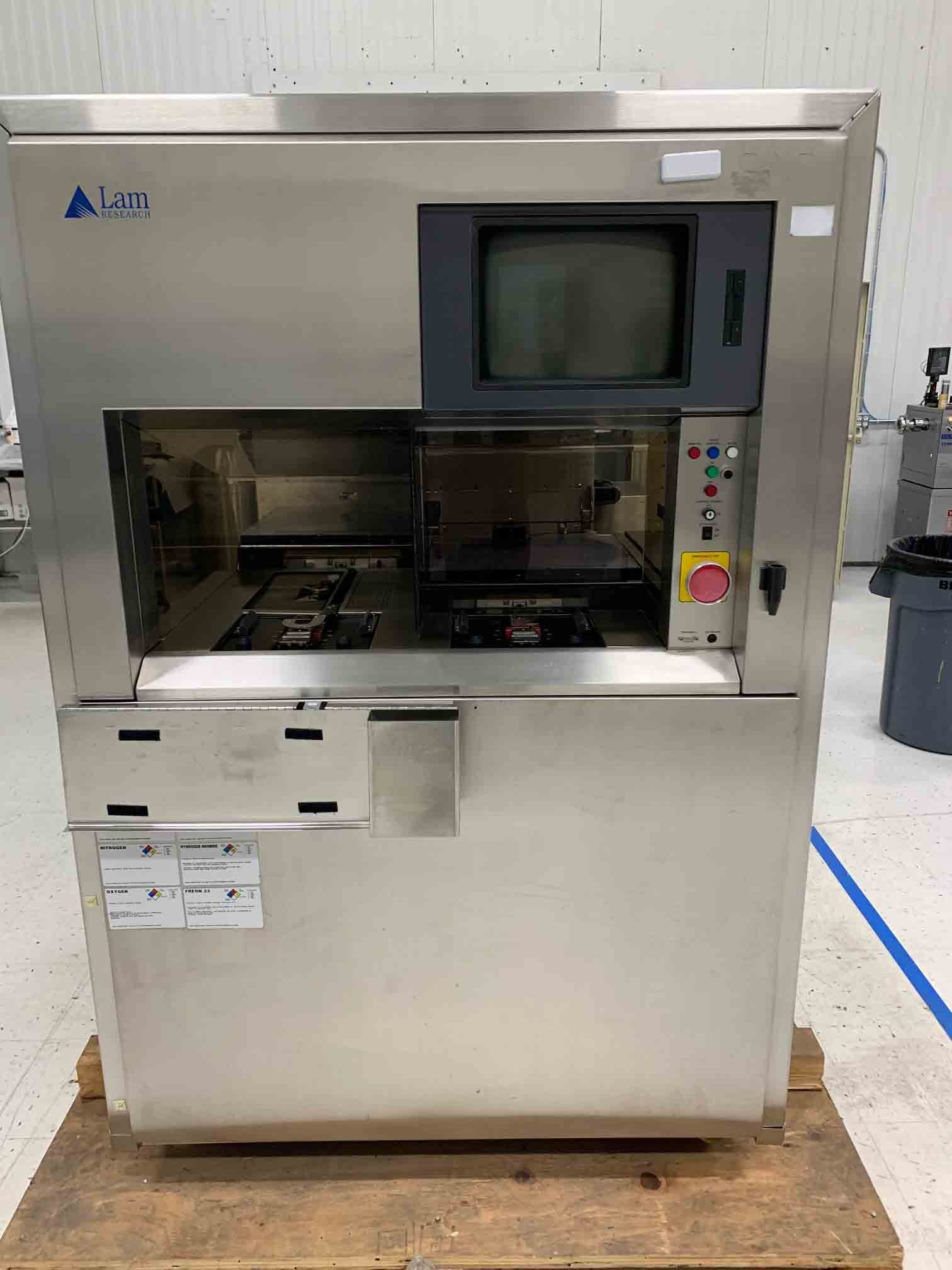 Photo Used LAM RESEARCH Rainbow 4420 For Sale