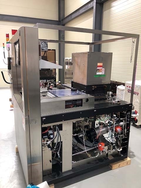 Photo Used LAM RESEARCH 4500 For Sale