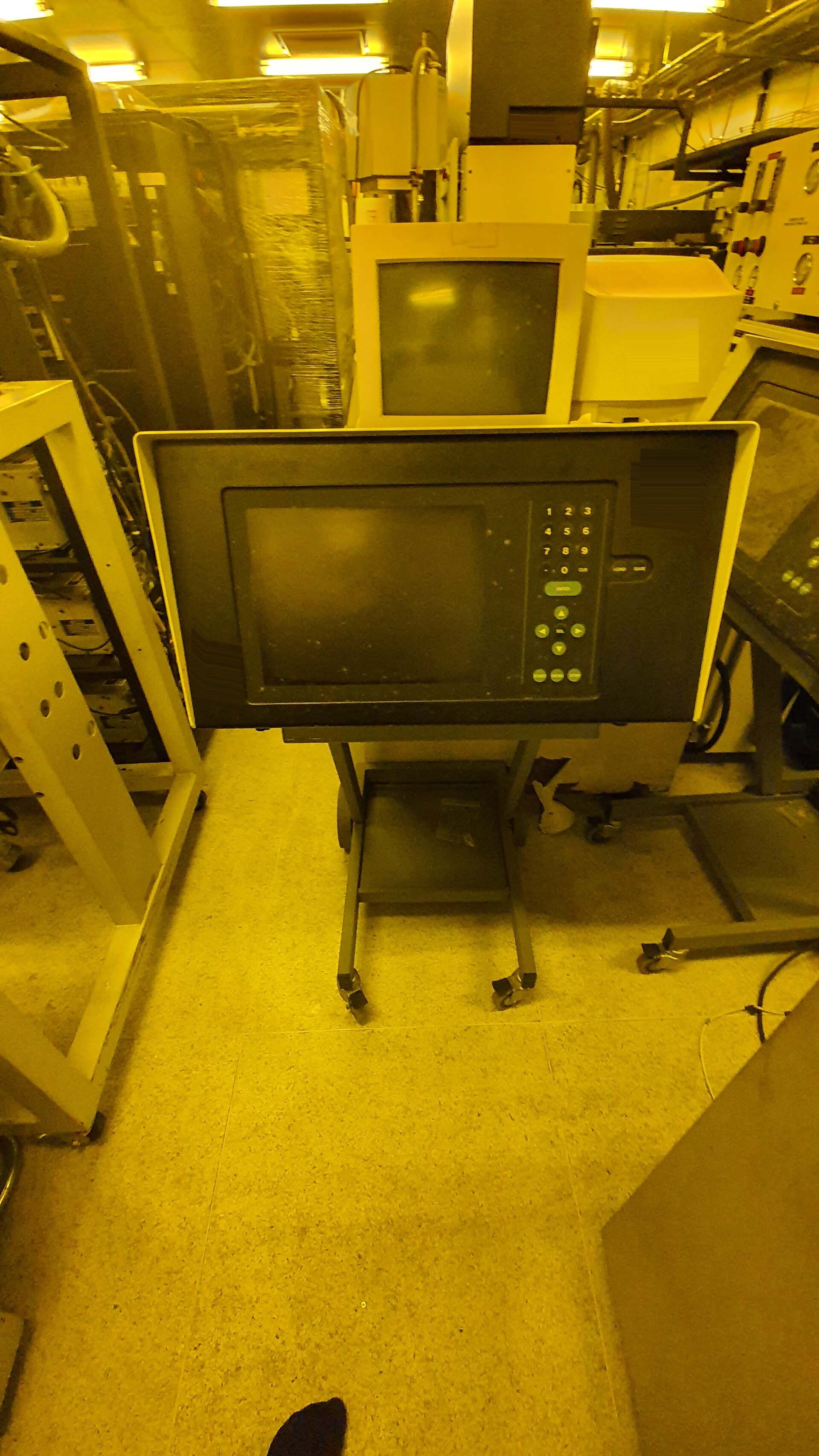 Photo Used LAM RESEARCH 4600B For Sale