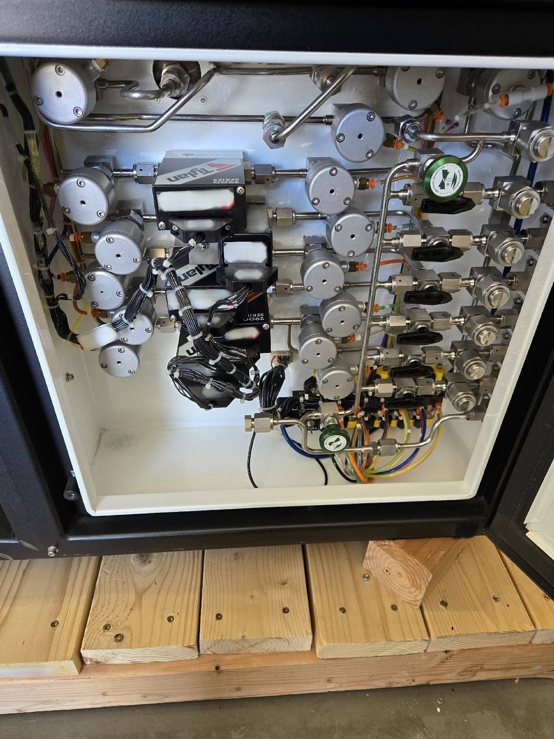 Foto Verwendet LAM RESEARCH 490 / 590 Zum Verkauf