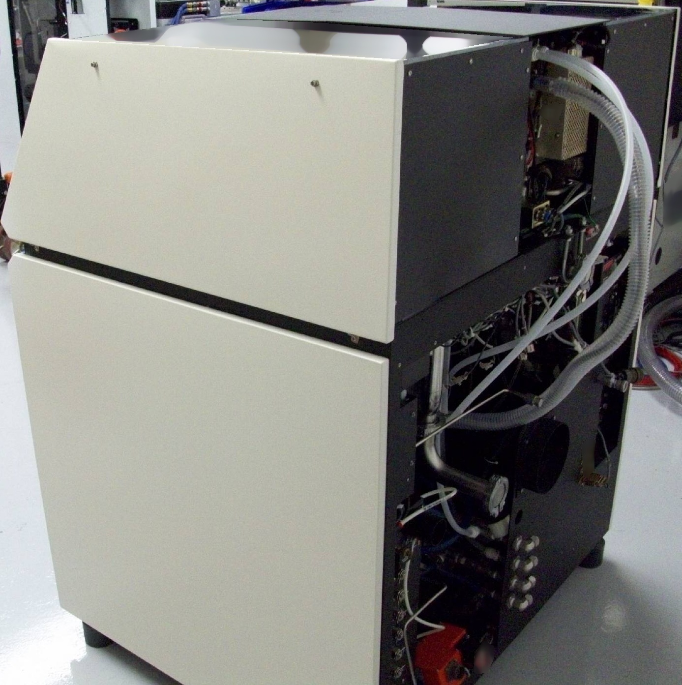 Foto Verwendet LAM RESEARCH 490 / 590 Zum Verkauf
