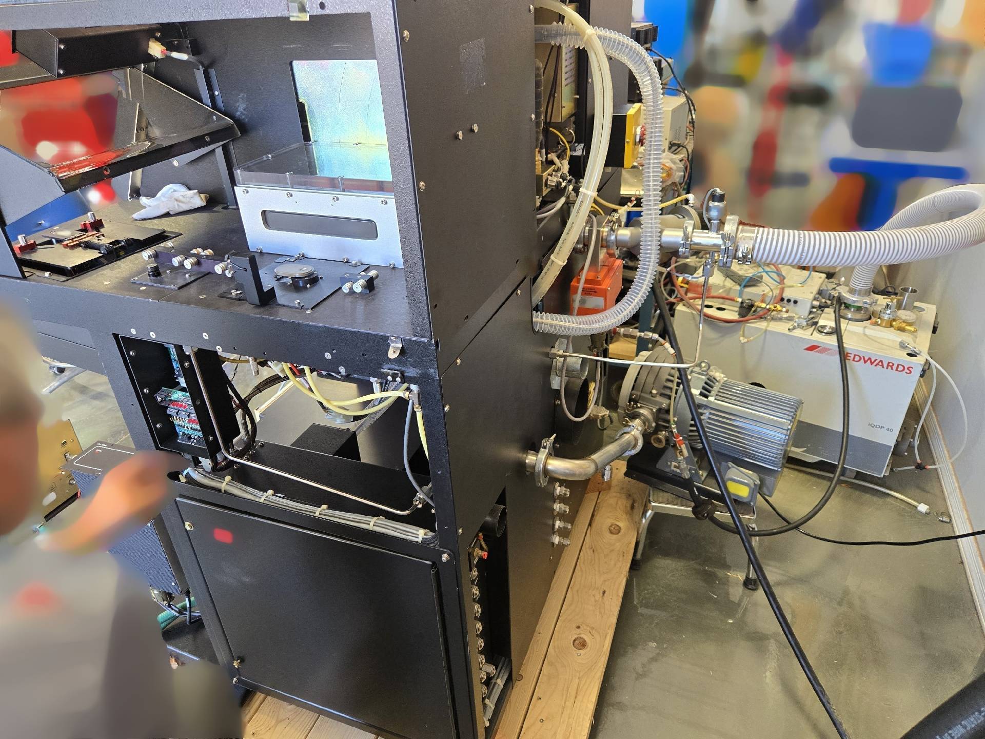 Foto Verwendet LAM RESEARCH 490 / 590 Zum Verkauf
