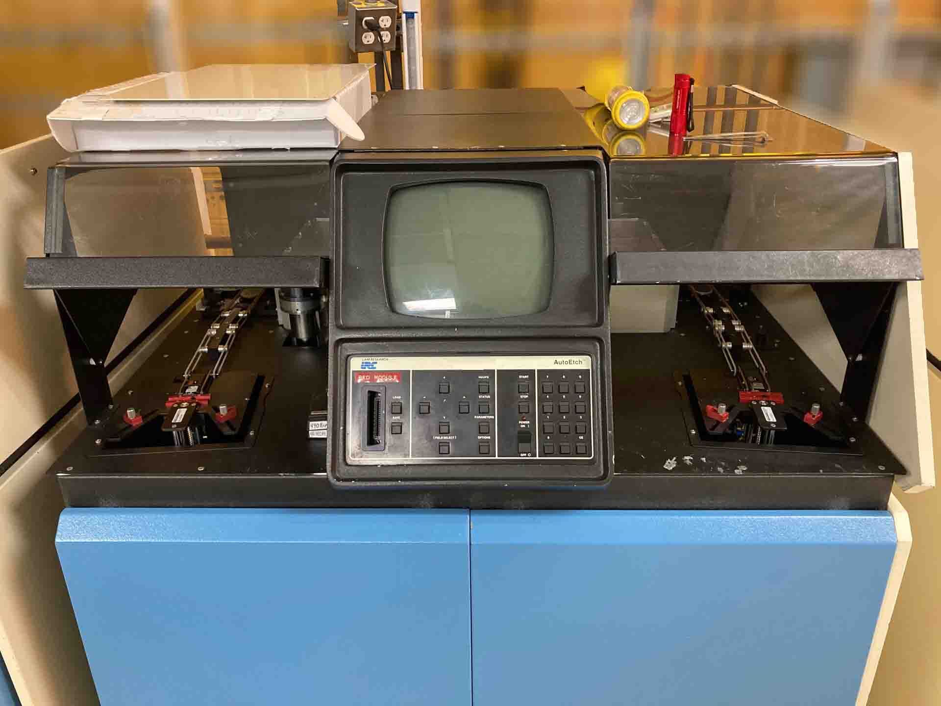 Photo Used LAM RESEARCH 490 For Sale