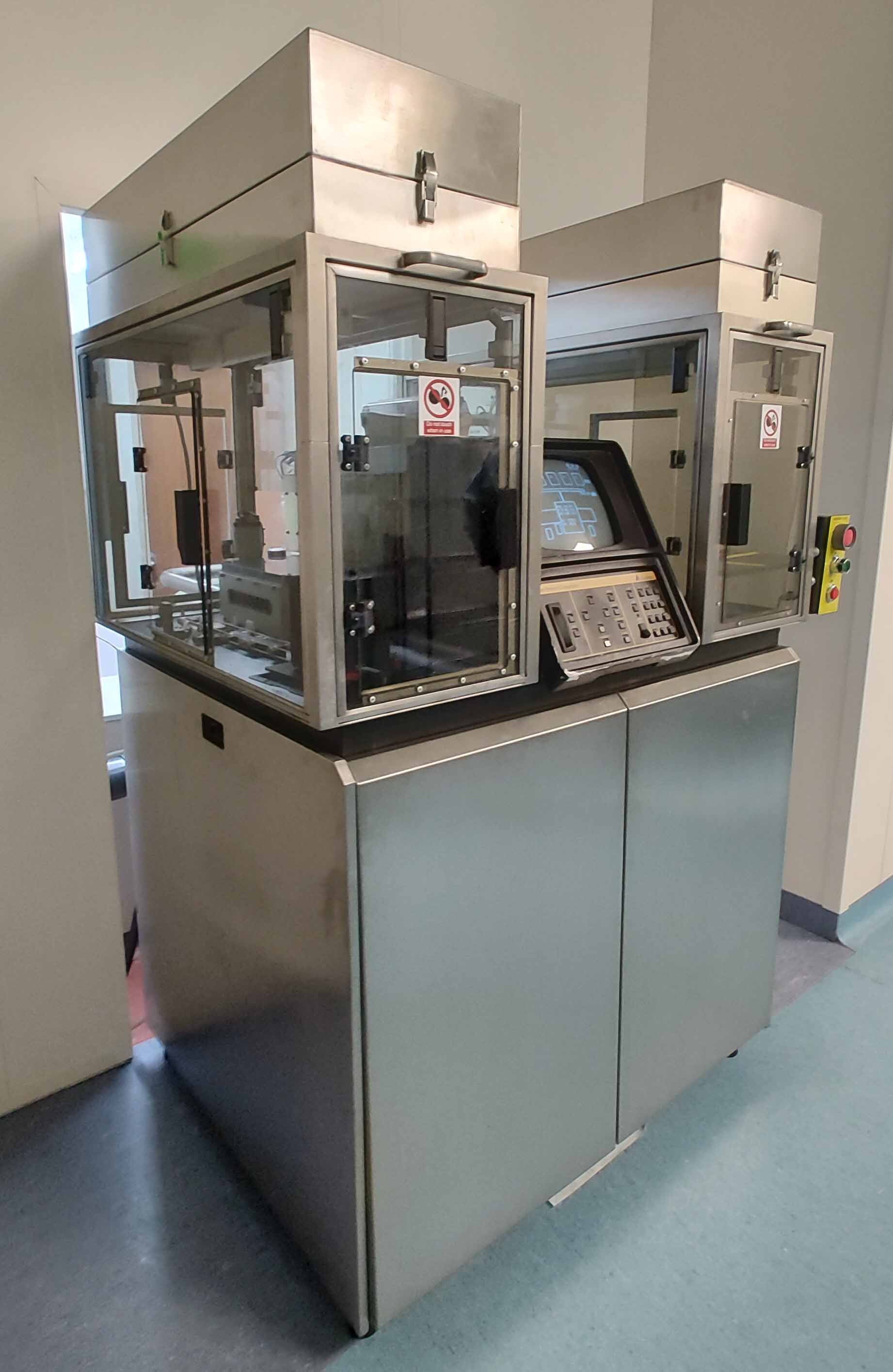 Photo Used LAM RESEARCH 490 For Sale