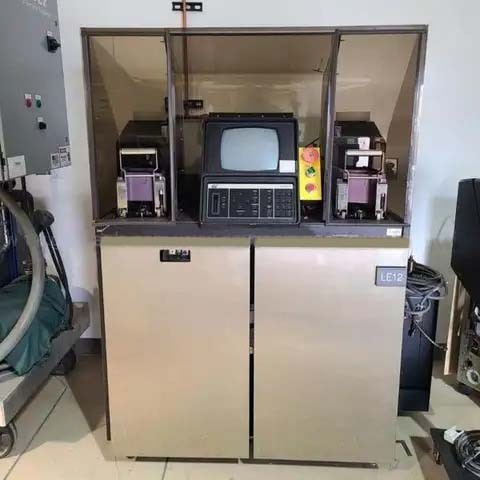 Photo Used LAM RESEARCH 490B LRC For Sale