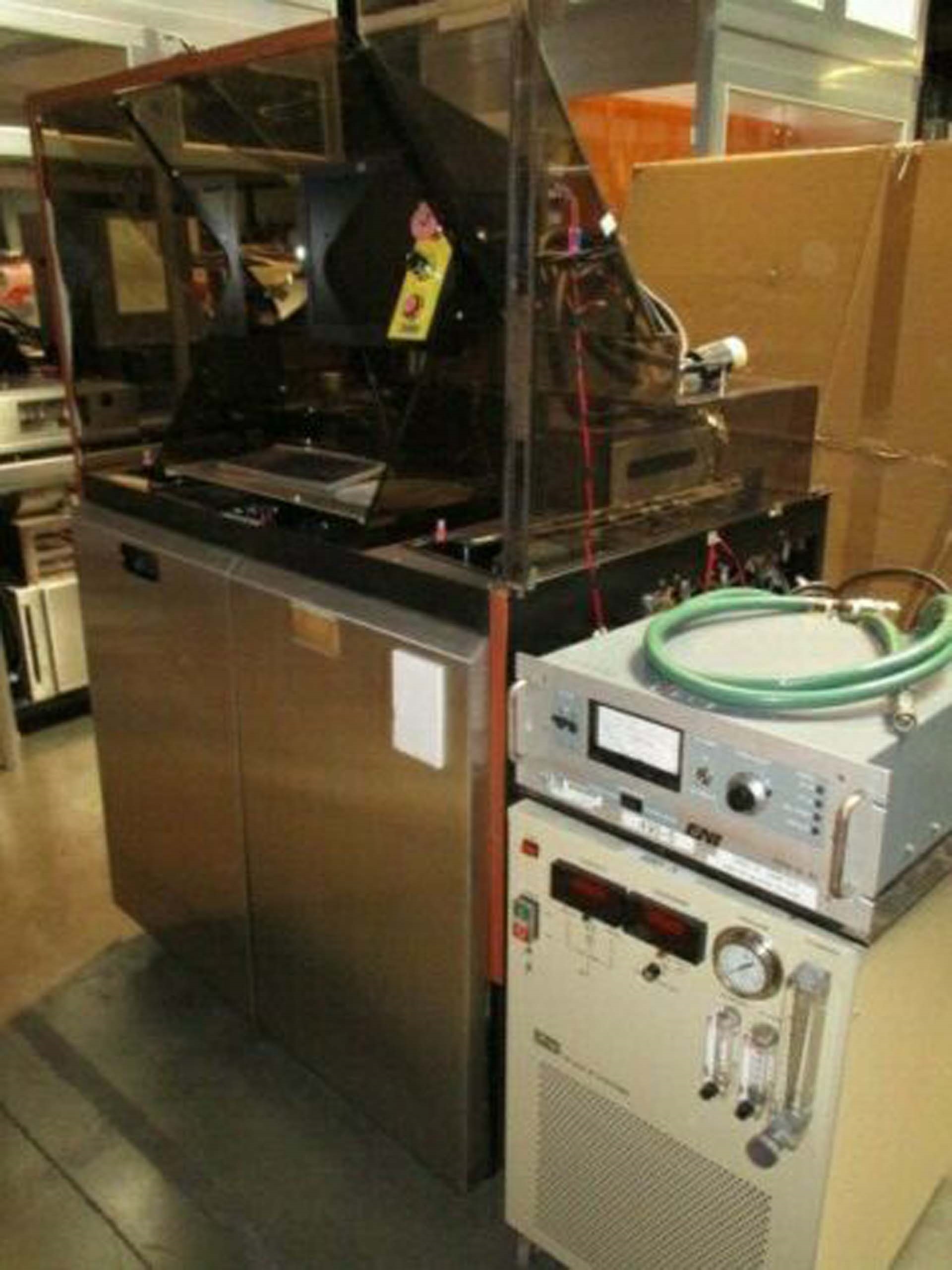 Photo Used LAM RESEARCH Autoetch 490B For Sale