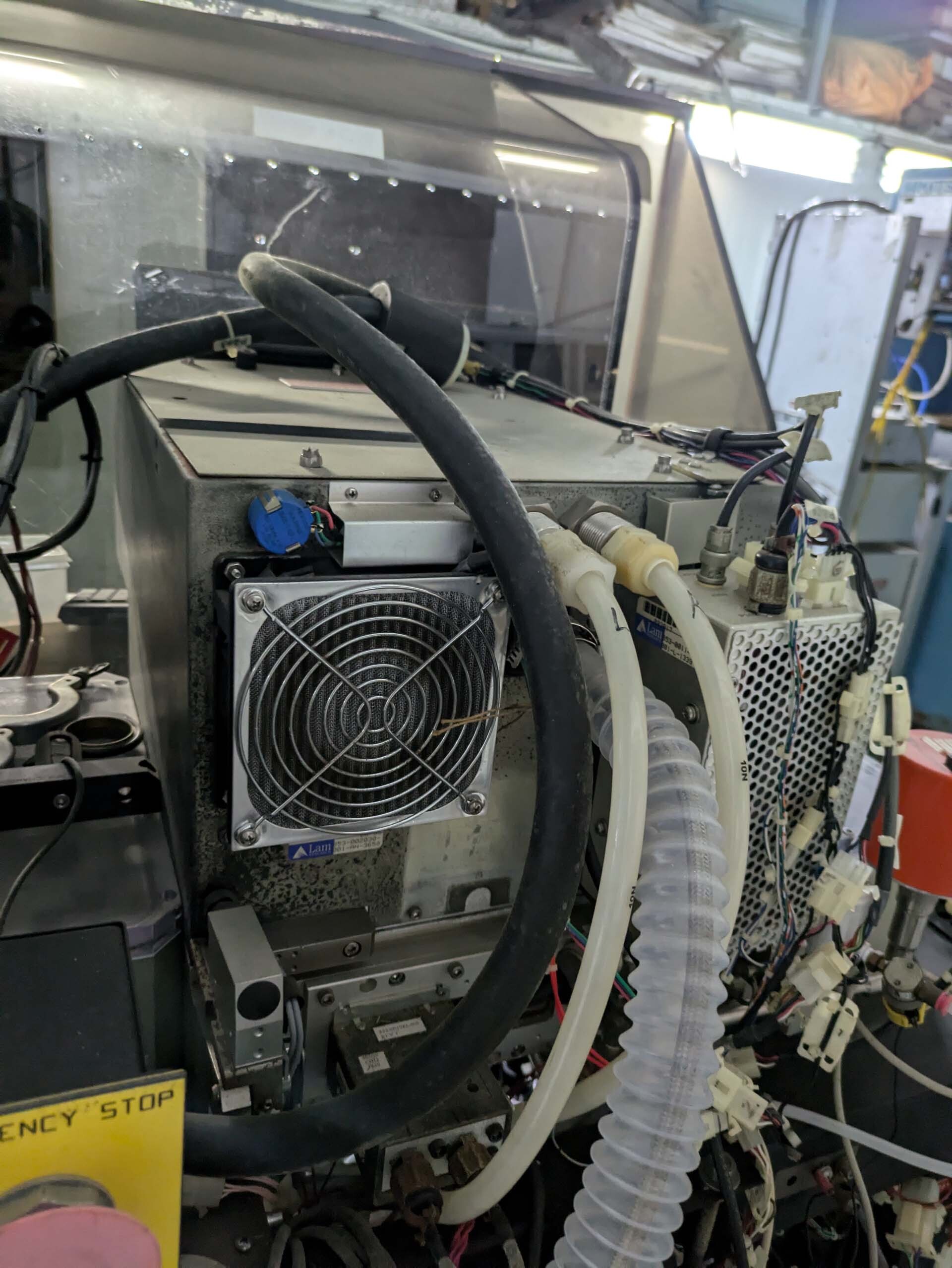 Photo Used LAM RESEARCH 490B For Sale