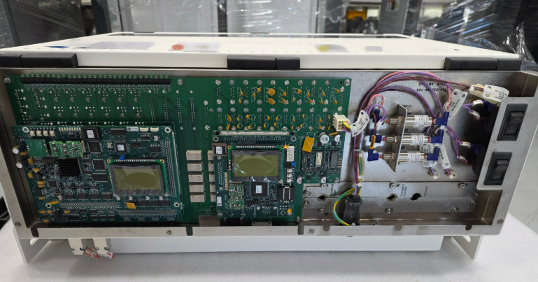 Photo Used LAM RESEARCH 571-033051-004 For Sale