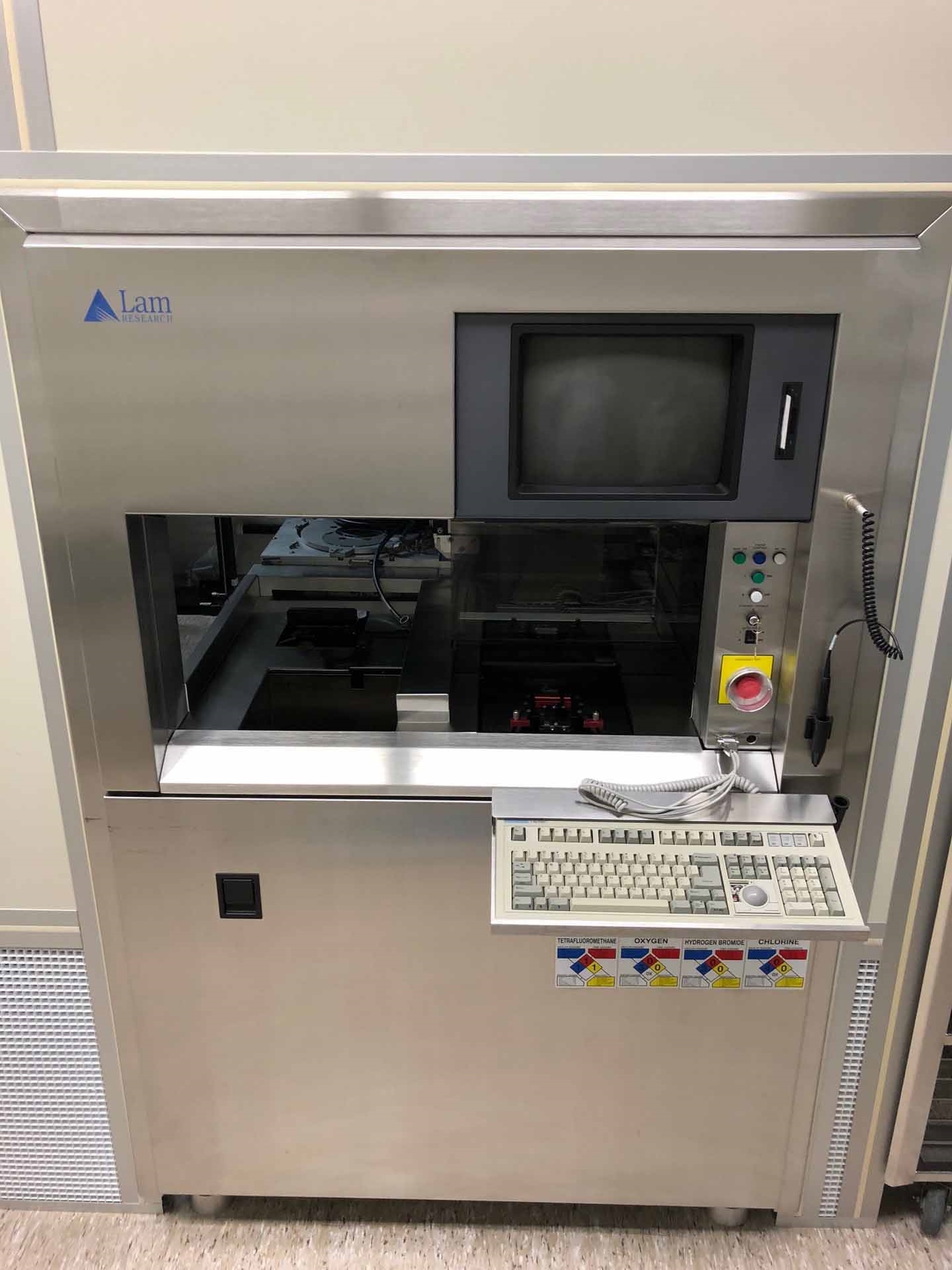 Photo Used LAM RESEARCH / ONTRAK TCP 9400 SE For Sale