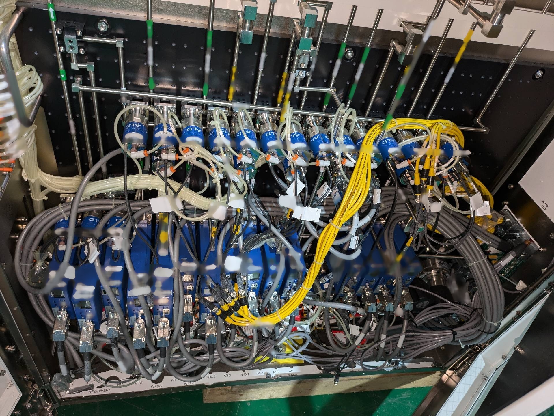 圖為 已使用的 LAM RESEARCH Altus Max 待售