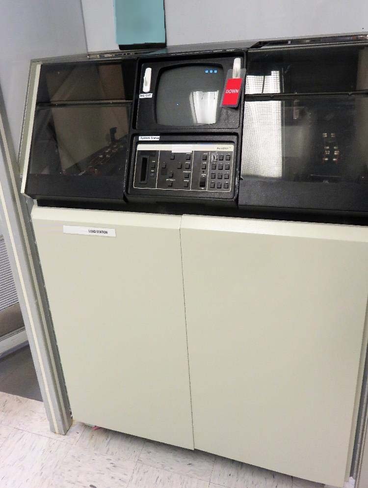 Photo Utilisé LAM RESEARCH Autoetch 490 À vendre