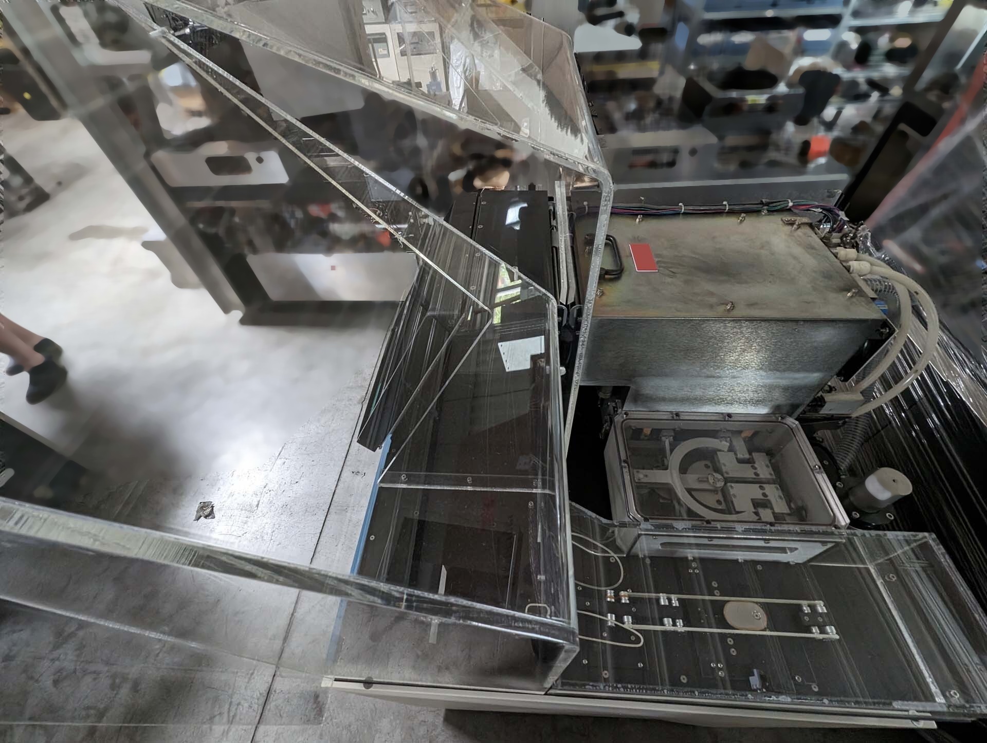 Photo Utilisé LAM RESEARCH Autoetch 490 À vendre