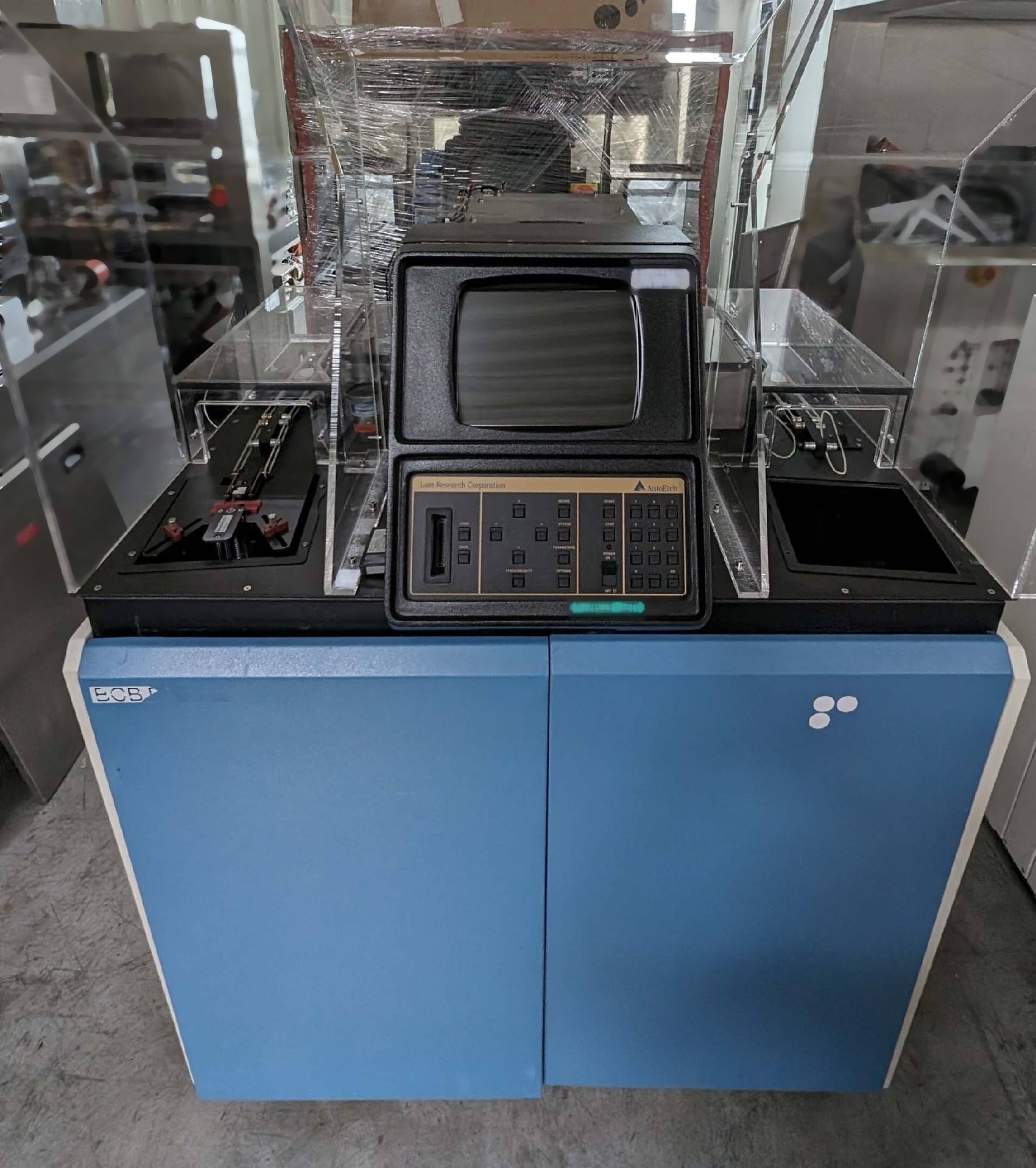 Photo Utilisé LAM RESEARCH Autoetch 490 À vendre