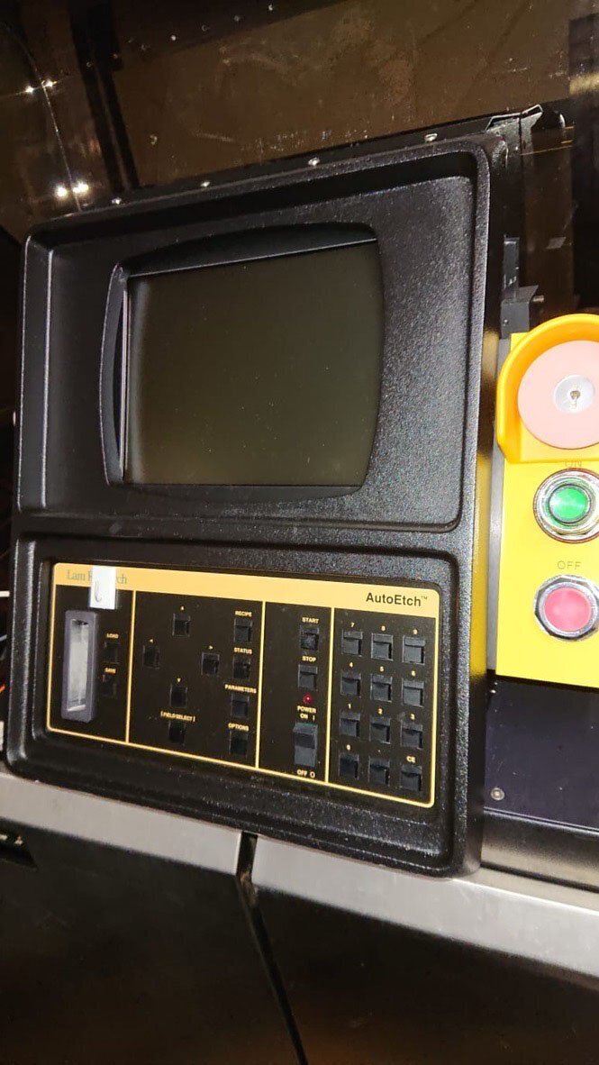 Photo Used LAM RESEARCH Autoetch 490 For Sale