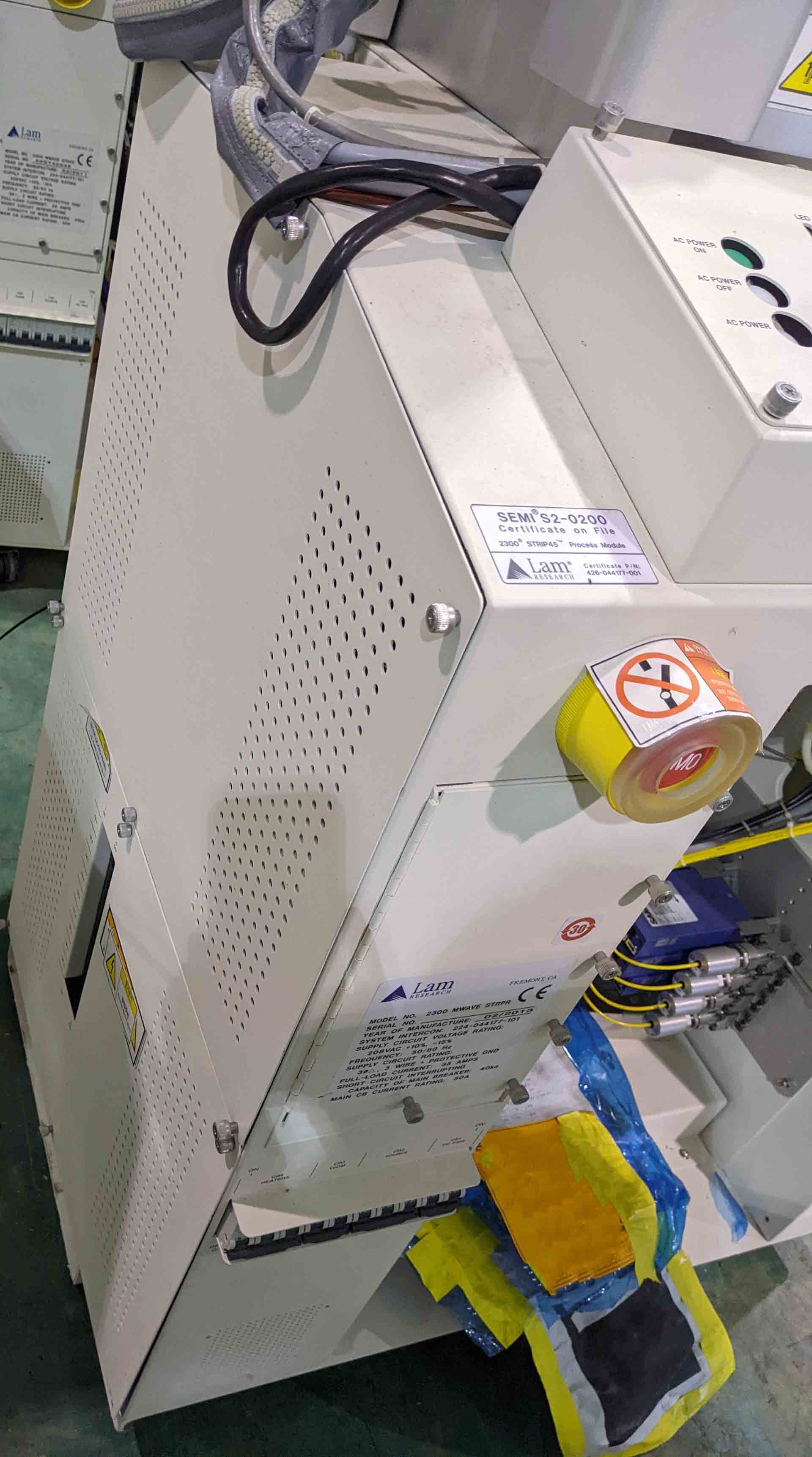 フォト（写真） 使用される LAM RESEARCH Microwave strip chamber for 2300 販売のために