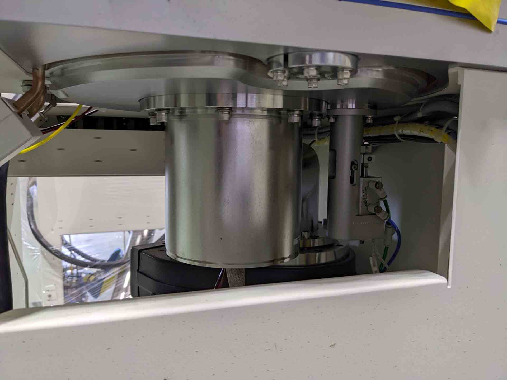 フォト（写真） 使用される LAM RESEARCH Microwave strip chamber for 2300 販売のために