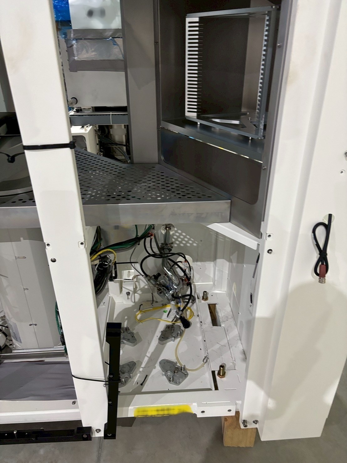 Photo Utilisé LAM RESEARCH Flex 45 À vendre