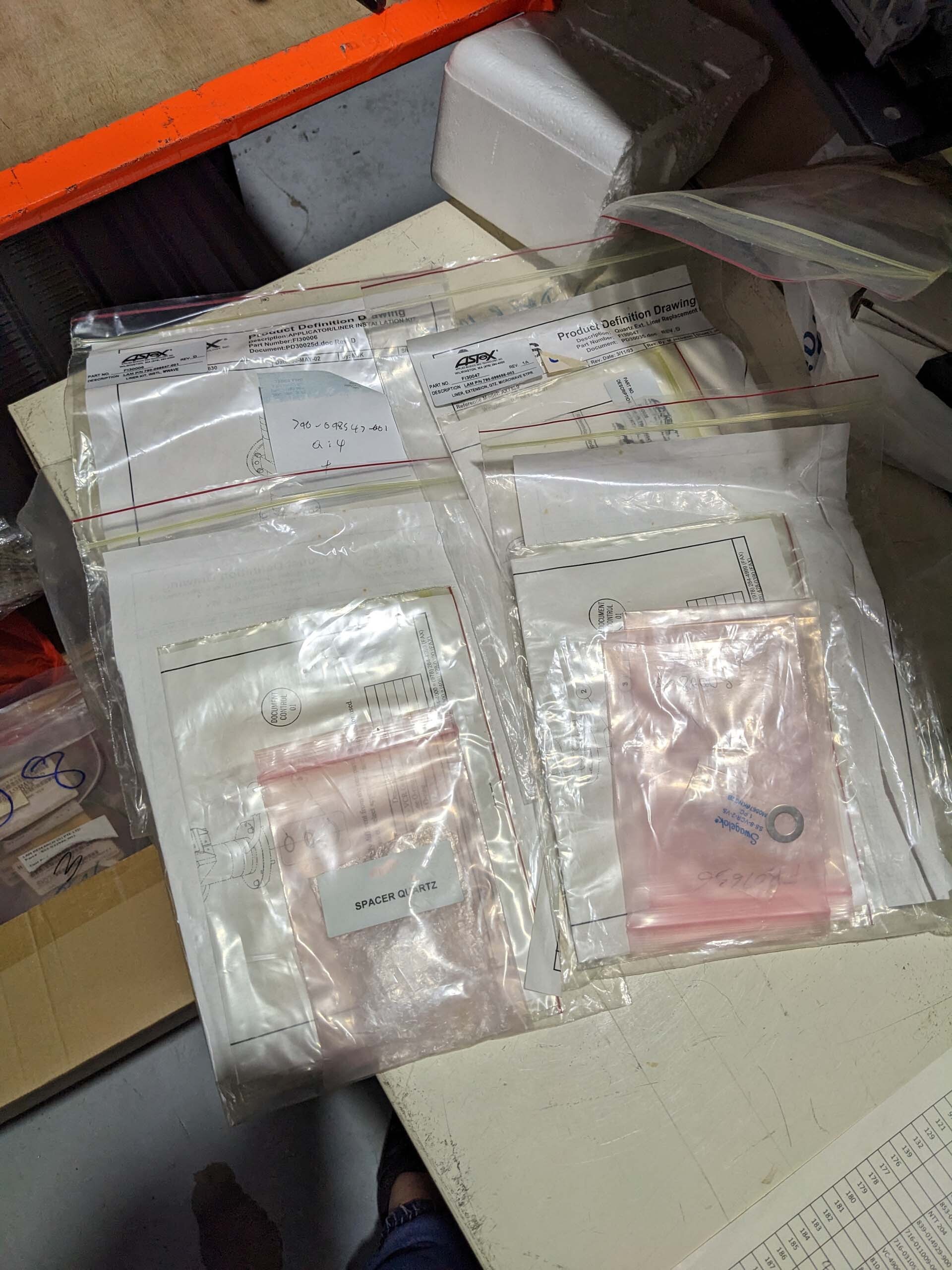 图为 已使用的 LAM RESEARCH Lot of spare parts for TCP 9400 / 9600 待售