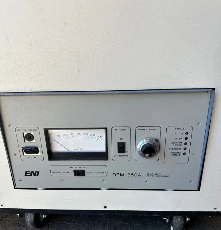 Photo Used LAM RESEARCH Rainbow 4420B For Sale