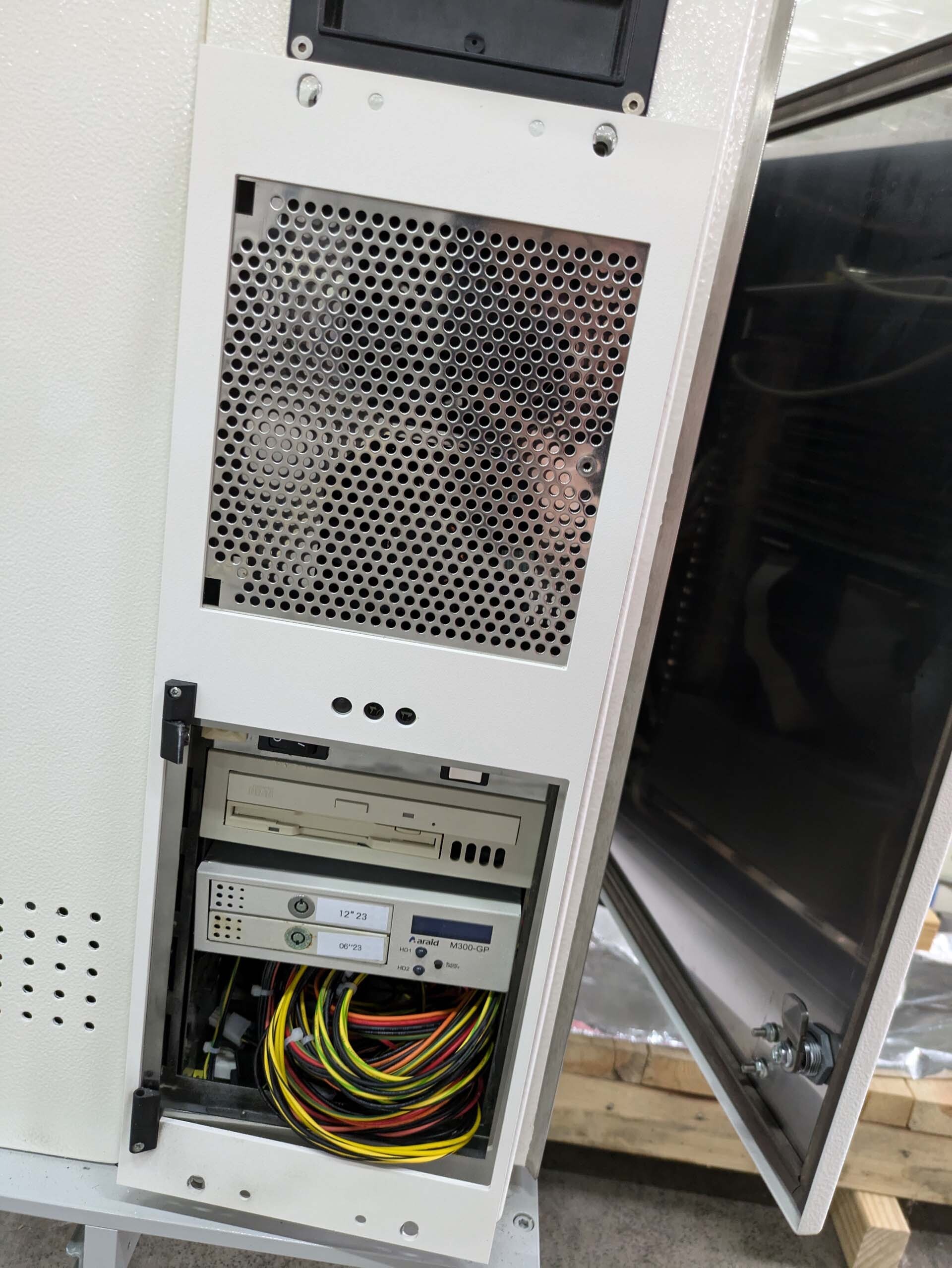사진 사용됨 SEZ / LAM RESEARCH 223 판매용