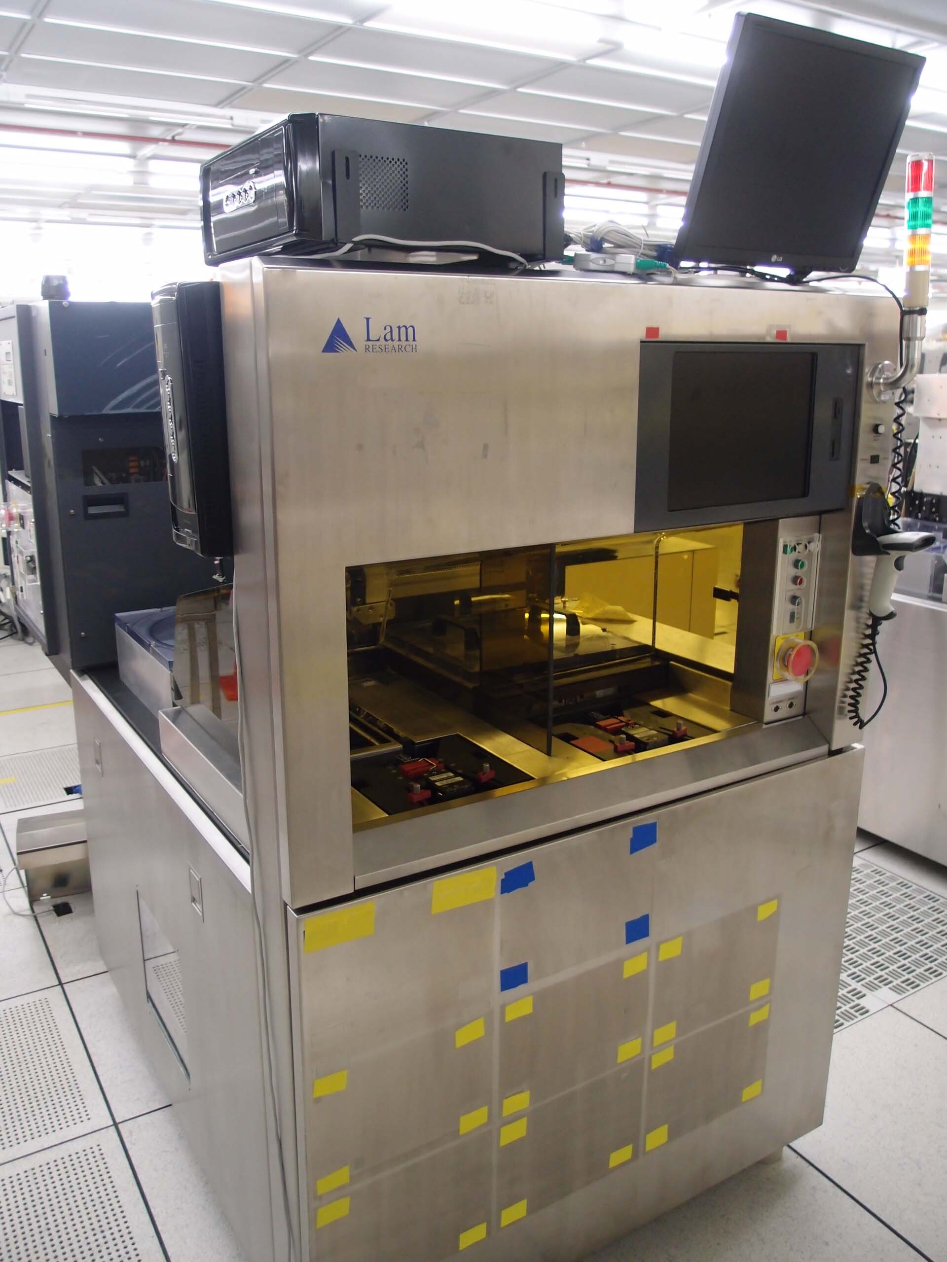 Photo Used LAM RESEARCH TCP 9400B For Sale