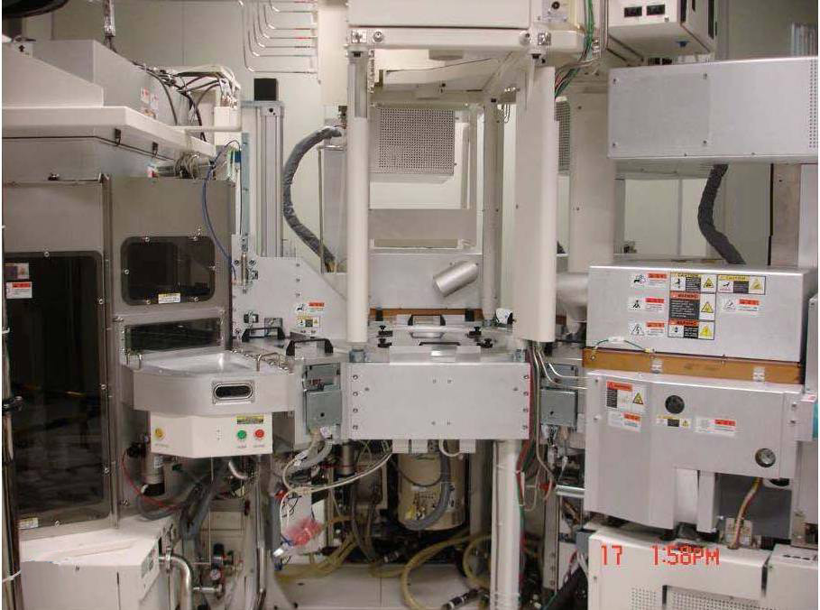 Photo Used LAM RESEARCH / ONTRAK 2300 Exelan Flex For Sale