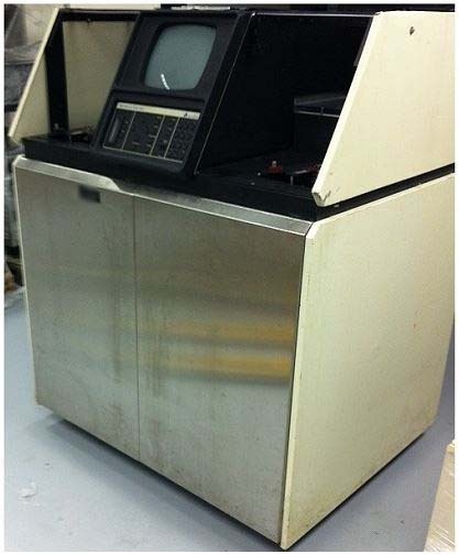 Photo Used LAM RESEARCH 590 For Sale