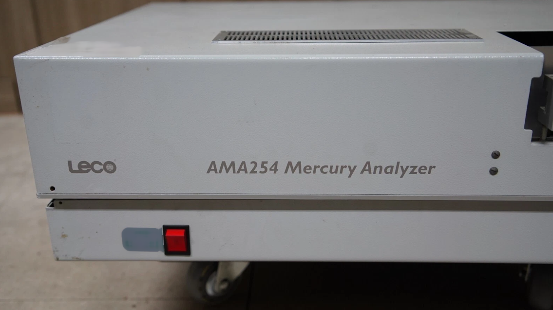 사진 사용됨 LECO AMA 254 판매용