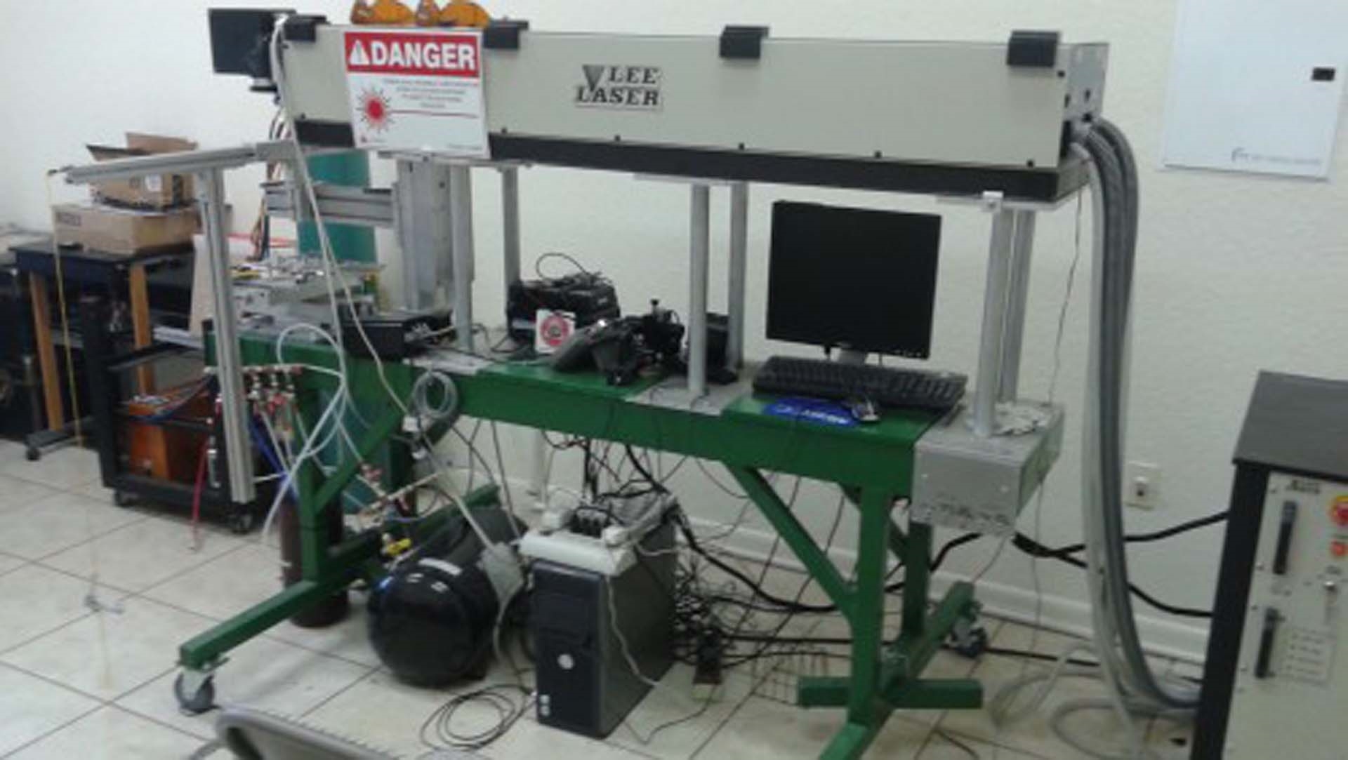 Photo Used LEE LASER LDP 200MQG For Sale