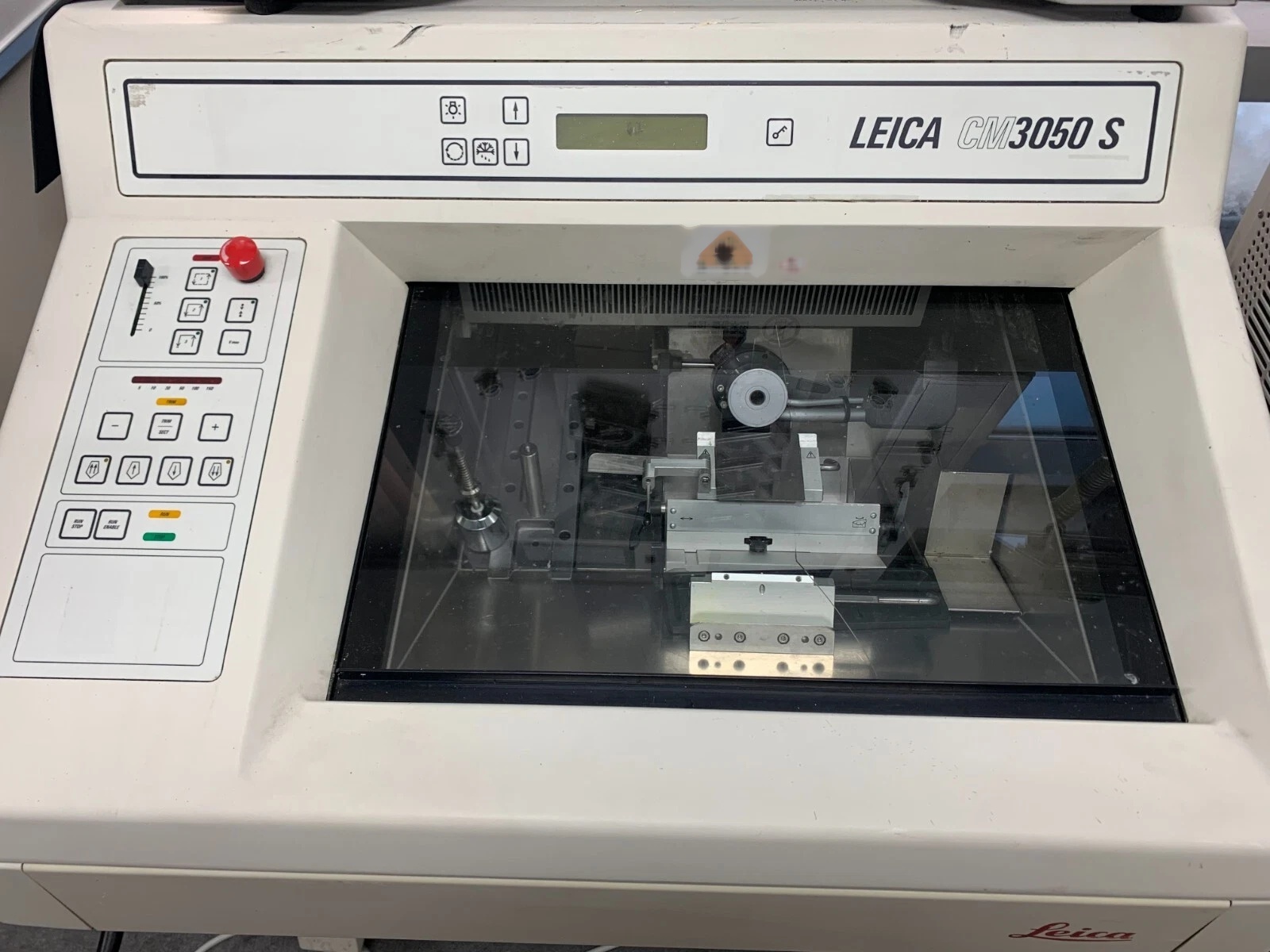 圖為 已使用的 LEICA REICHERT CM3050S 待售