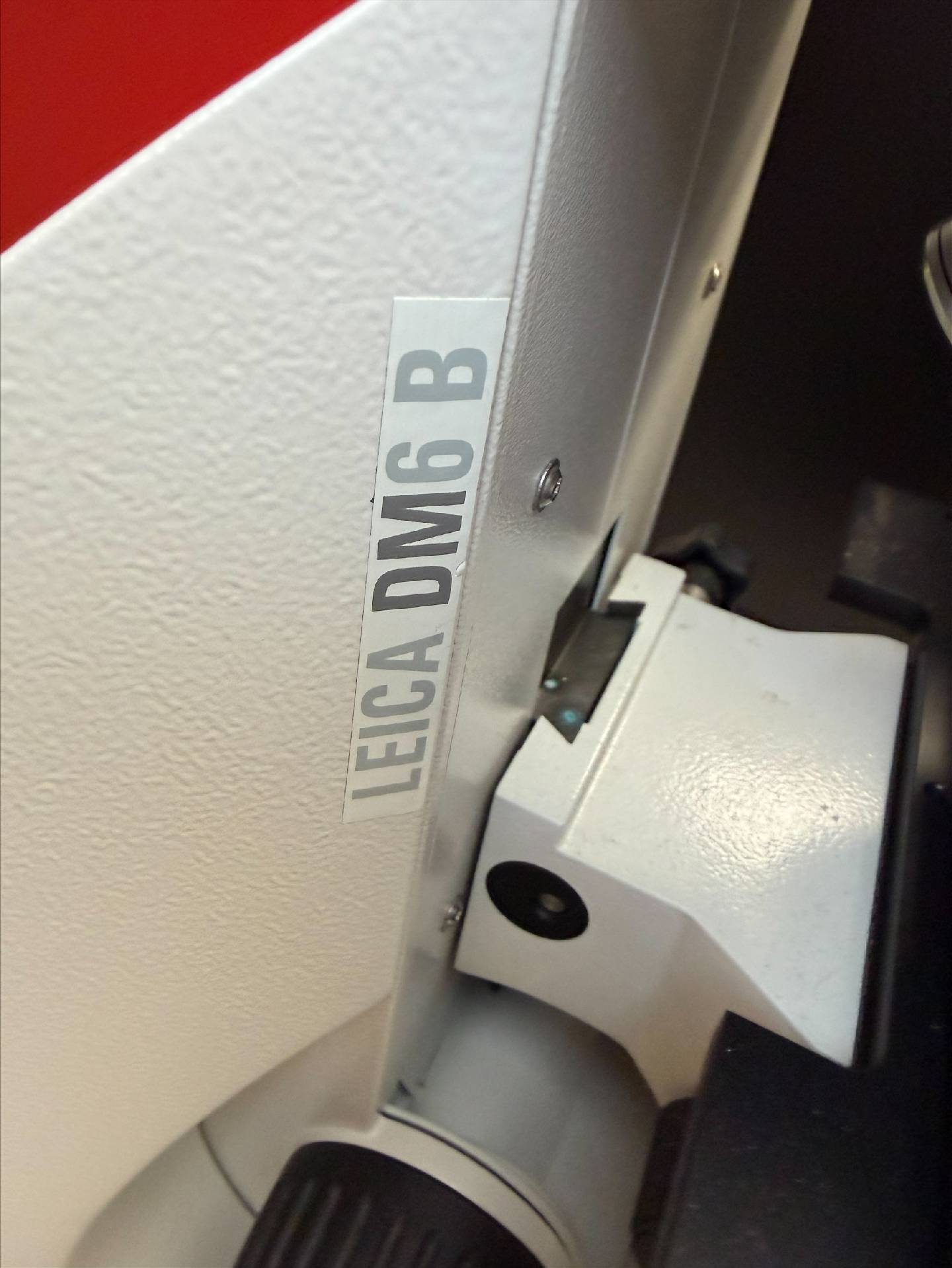 Photo Used LEICA DM6 B For Sale