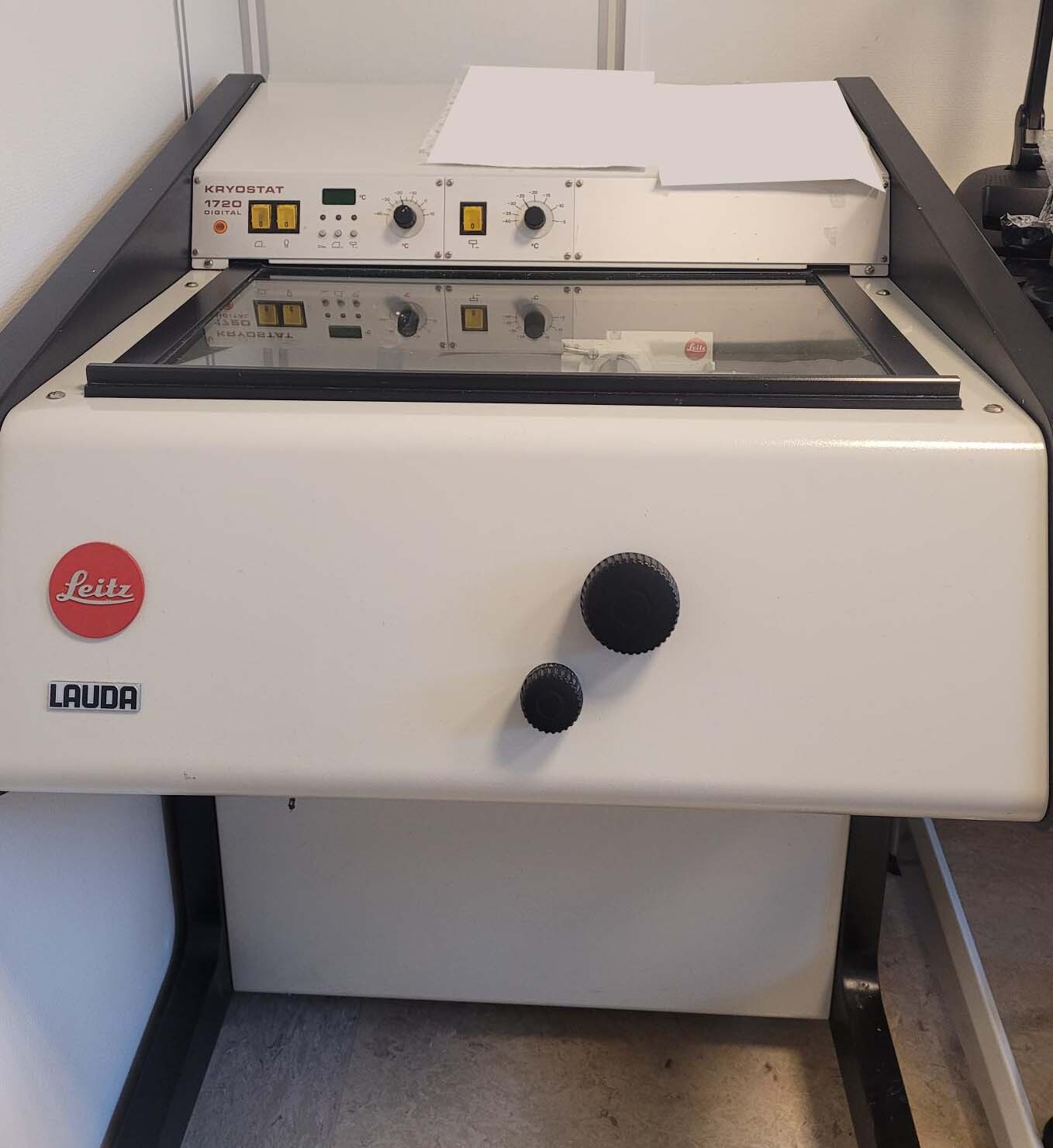 圖為 已使用的 LEITZ Cyrostat 1720 待售