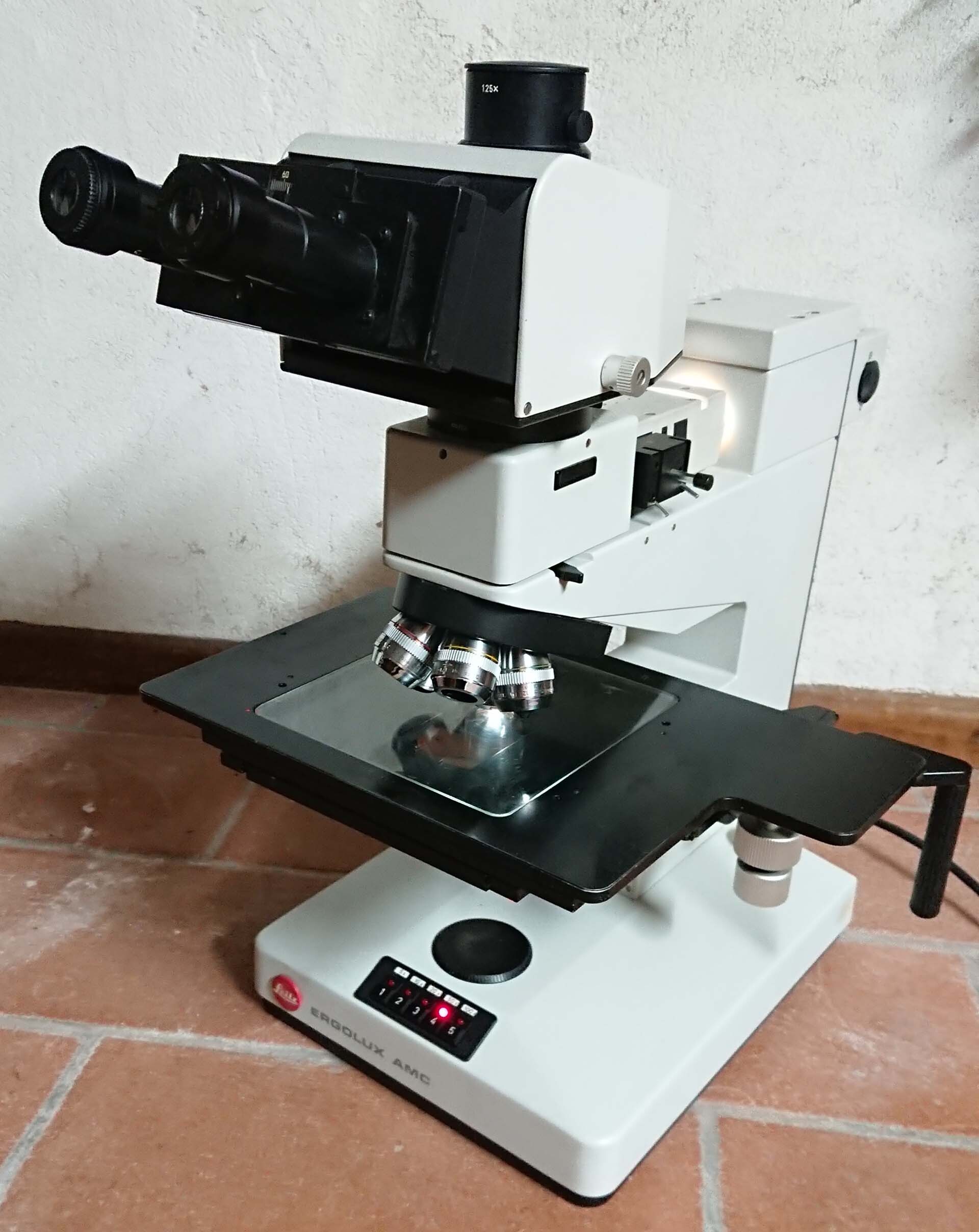 사진 사용됨 LEITZ Ergolux AMC 판매용