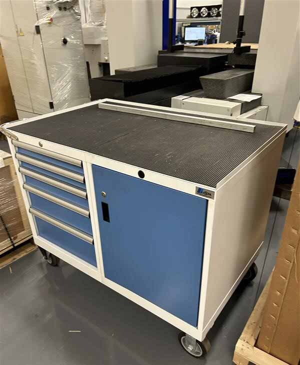 Photo Used LEITZ PMM 12106 For Sale