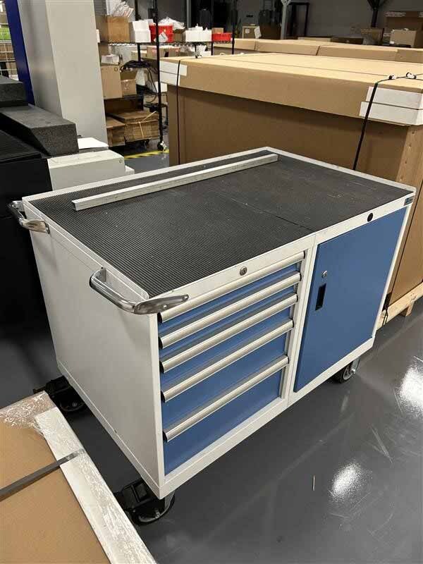 Photo Used LEITZ PMM 12106 For Sale