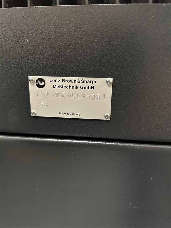 Photo Used LEITZ PMM 12106 For Sale