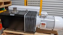 LEYBOLD HERAEUS SOGEVAC SV300