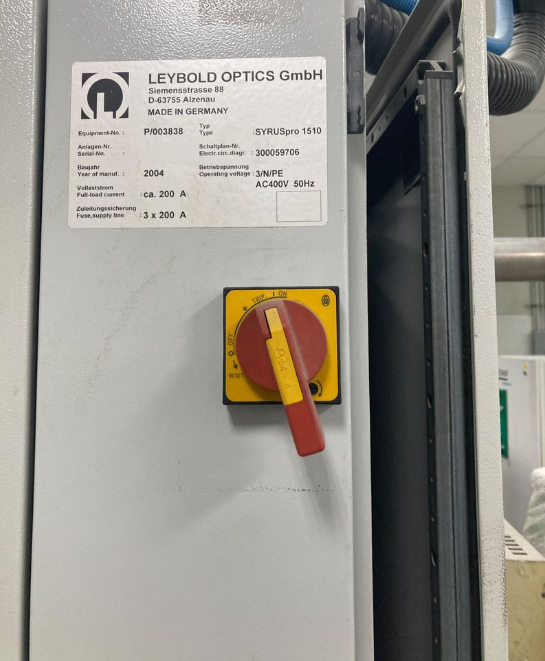 Photo Used LEYBOLD HERAEUS SYRUSpro 1510 For Sale