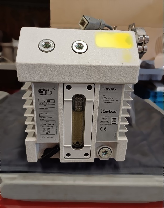 图为 已使用的 LEYBOLD HERAEUS Trivac D16B 待售
