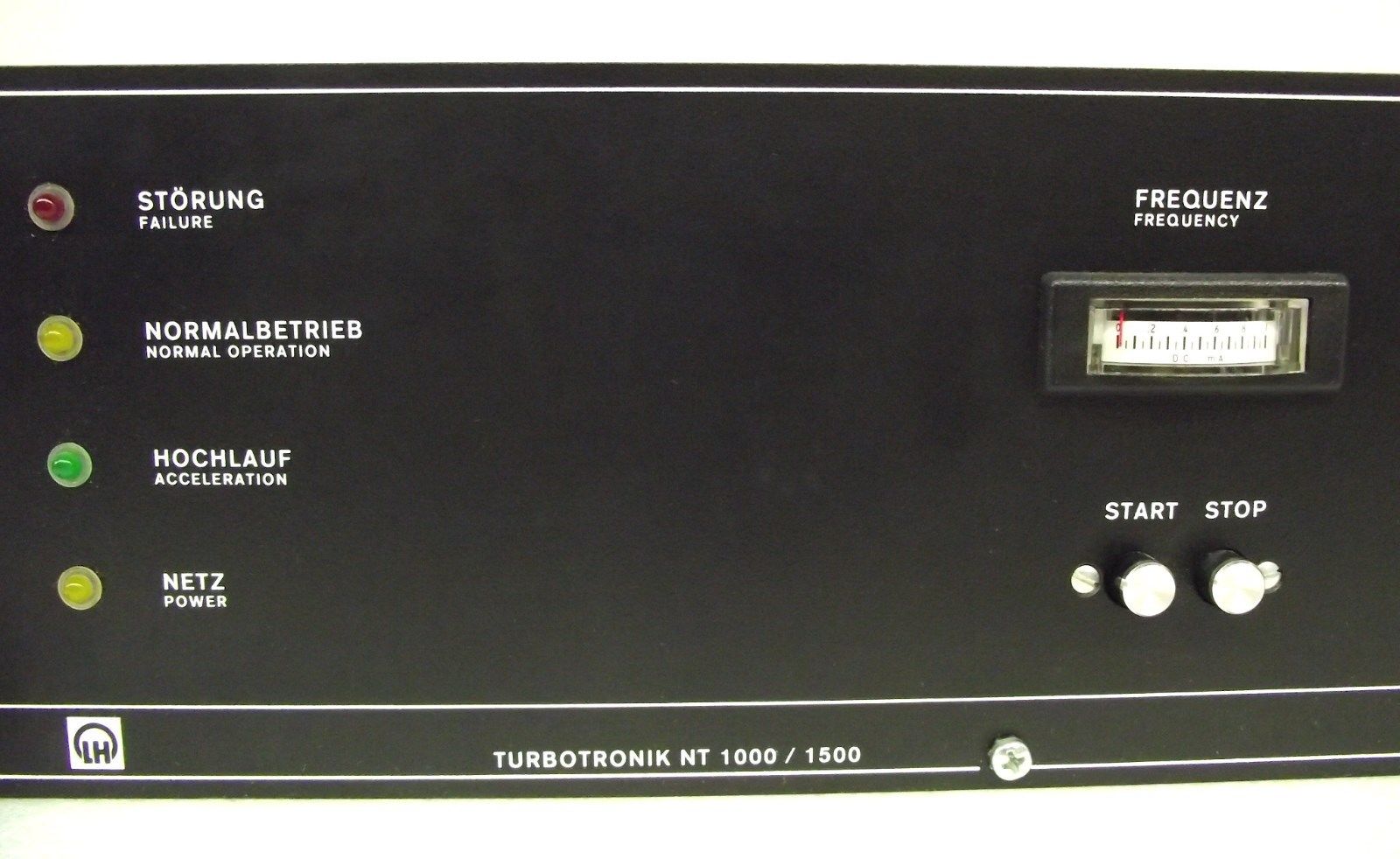 フォト（写真） 使用される LEYBOLD HERAEUS Turbotronik NT 1000/1500 販売のために
