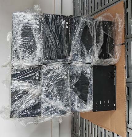Photo Used LEYBOLD HERAEUS Turbotronik NT 151/361 For Sale