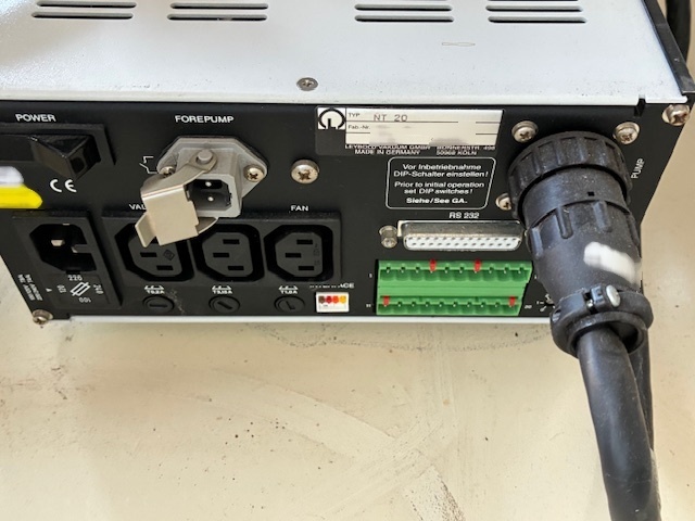 フォト（写真） 使用される LEYBOLD HERAEUS Turbotronik NT 20 販売のために