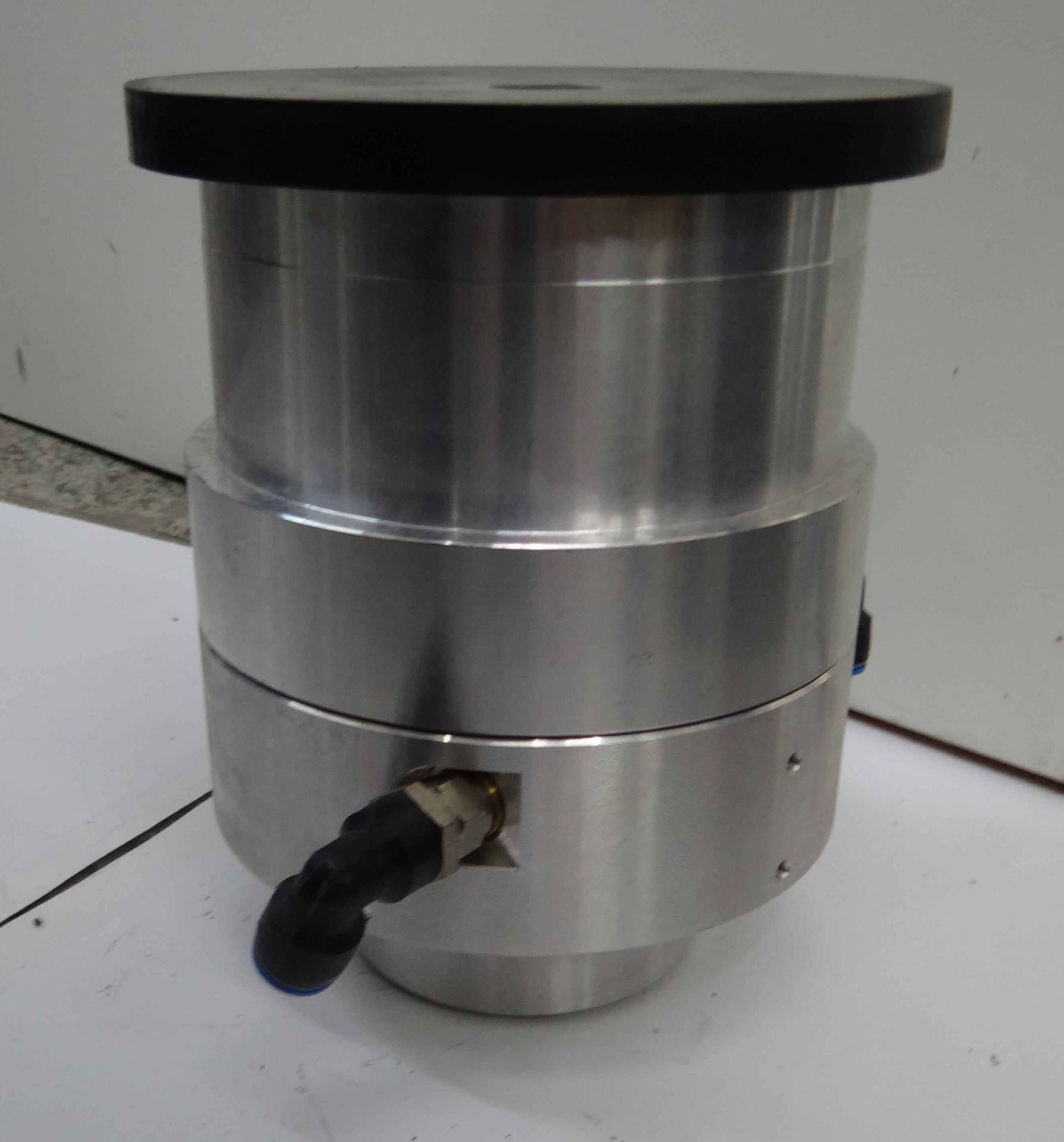 Photo Utilisé LEYBOLD HERAEUS TurboVac 360CSV À vendre