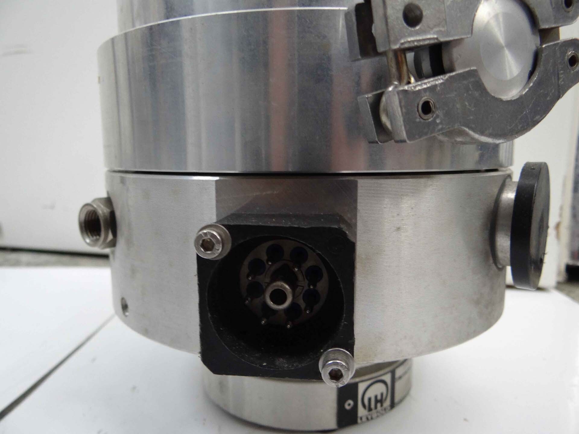 사진 사용됨 LEYBOLD HERAEUS TurboVac 361 판매용