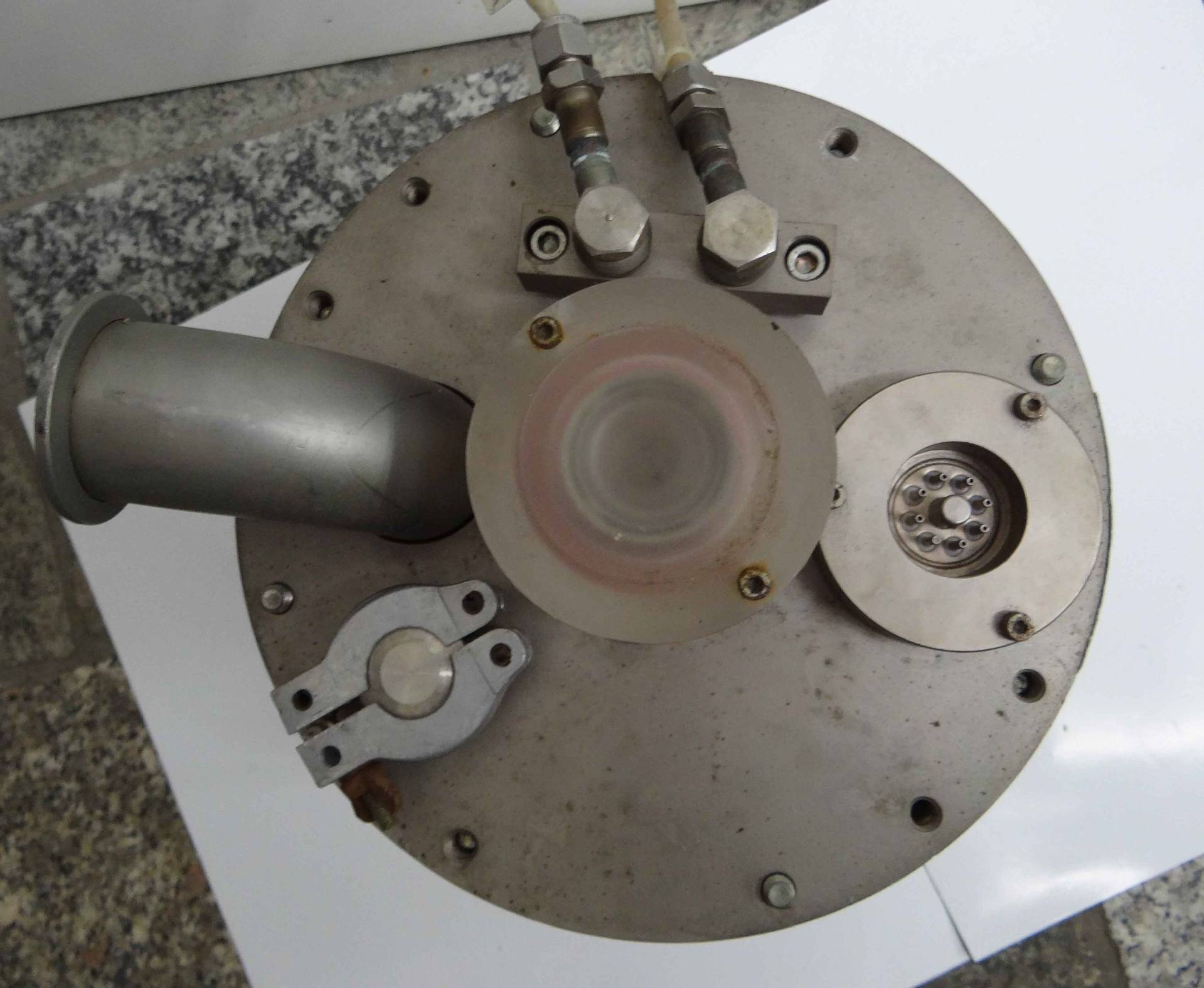 사진 사용됨 LEYBOLD HERAEUS TurboVac 450 판매용